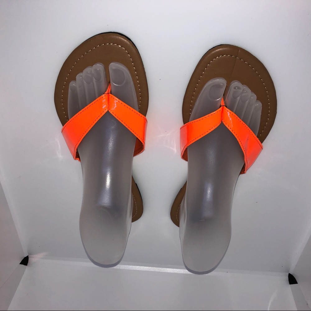 Madden Girl Toe‎ Thong Flip Flop Neon Orange Sandals 7.5 NWT Matilda NWT